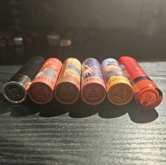 Lipstick Bundle - Picture 2 of 3